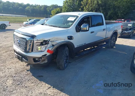 2019 Nissan Titan Xd Platinum Reserve Diesel z USA, uszkodzony, nr VIN 1N6BA1F49KN519508